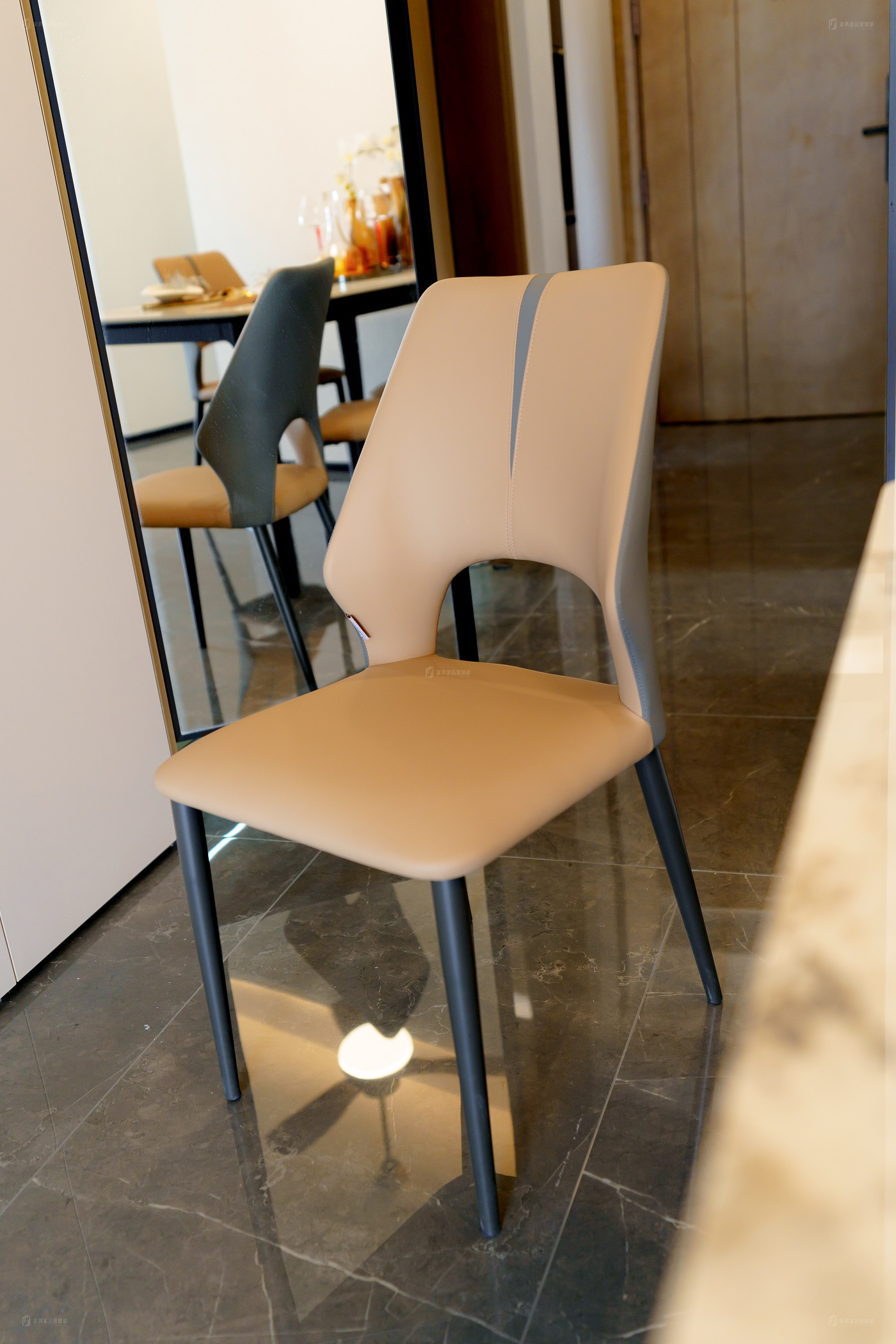 Bellagio Dining Table Set - Image 11